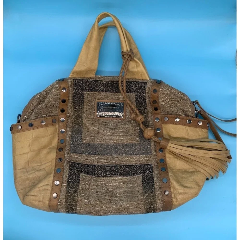 Isabella Fiore Brown Studded Hobo Shoulder Bag Purse Boho‎ Y2K